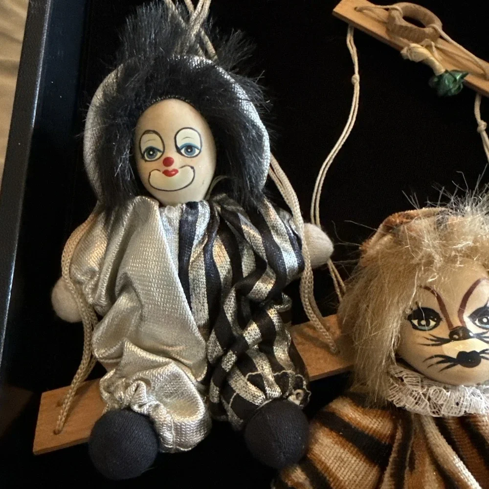 Vintage‎ Clown dolls on Swing With Cat Face Doll 5